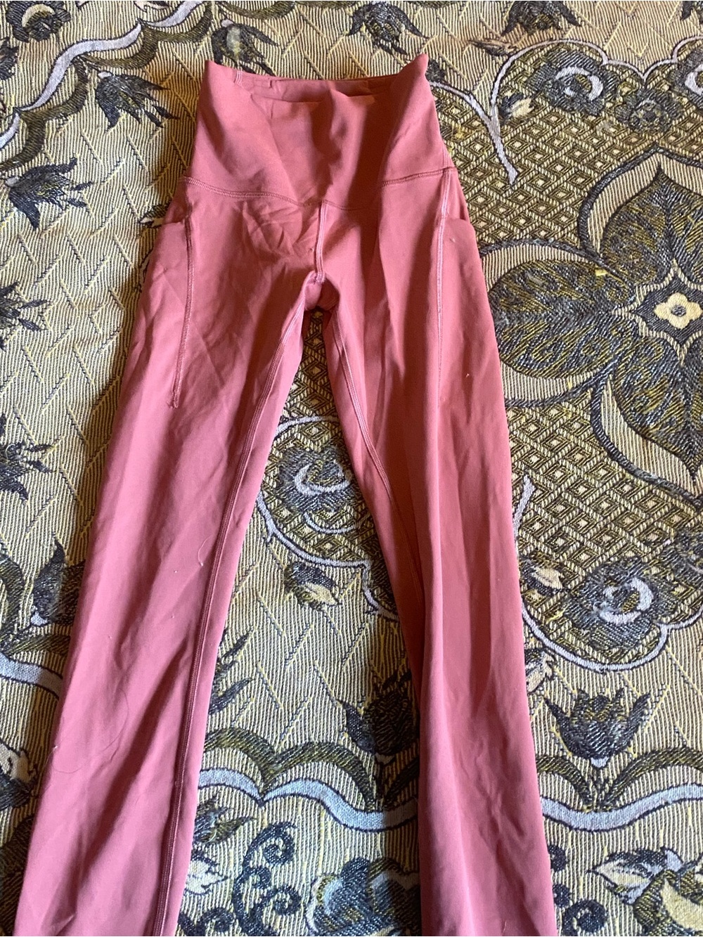 Lululemon, high rise with pockets